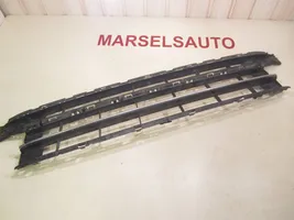 Volkswagen PASSAT B8 Grille inférieure de pare-chocs avant 3G0853677A