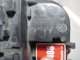 Audi A6 S6 C6 4F Cubierta del soporte de la lámpara de la luz trasera 4F9945221B