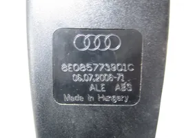Audi A4 S4 B7 8E 8H Klamra środkowego pasa bezpieczeństwa fotela tylnego 8E085773901C