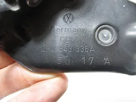 Volkswagen Caddy Prowadnica rolkowa drzwi bocznych / przesuwanych / Zawias środkowy 2K0843336A