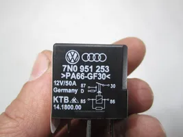 Volkswagen Caddy Autres relais 7N0951253