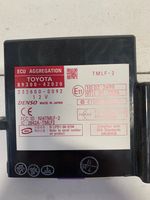 Toyota RAV 4 (XA30) Autres unités de commande / modules 8930042020