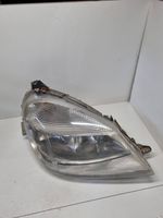 Mercedes-Benz Vaneo W414 Lampa przednia A4148200161