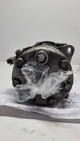 Volkswagen PASSAT B3 Air conditioning (A/C) compressor (pump) 5202807004