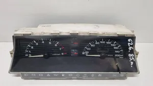 Mazda 626 Compteur de vitesse tableau de bord 