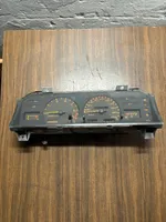 Nissan Bluebird Compteur de vitesse tableau de bord NR630