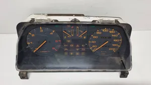 Mazda 626 Compteur de vitesse tableau de bord 