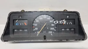 Opel Ascona C Compteur de vitesse tableau de bord 81136035