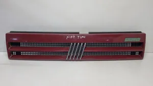 Fiat Tipo Grille de calandre avant A2555381