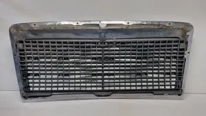 Mercedes-Benz 190 W201 Front grill 2018880223