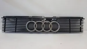 Audi 80 90 B2 Grotelės viršutinės 857853655B