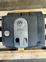 Volkswagen Golf V Couvercle cache moteur 03C129607N