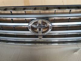 Toyota Land Cruiser (J200) Etupuskurin ylempi jäähdytinsäleikkö 5311460110