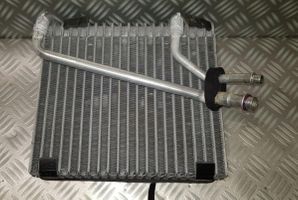 Volkswagen Multivan T5 Radiateur condenseur de climatisation 