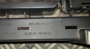 Audi A4 S4 B9 8W Hansikaslokeron keskikonsoli 8W0864981D