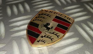 Porsche Cayenne (9PA) Mostrina con logo/emblema della casa automobilistica 99755921100