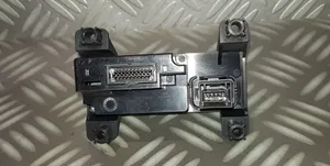 Land Rover Range Rover L405 USB-pistokeliitin CK52-19C166-AA