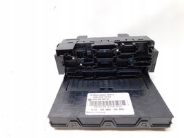 Mercedes-Benz CLK A209 C209 Module de fusibles 2095451001