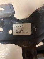 Volvo S60 Ohjaustehostimen pumpun kannake 31317375