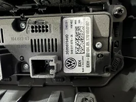 Volkswagen PASSAT B8 Salono oro mazgo plastikinis korpusas 