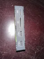 Audi A4 S4 B9 USB jungtis 4N0035736A