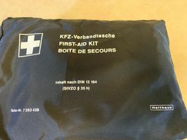 BMW 3 F30 F35 F31 Kit di pronto soccorso 52201859303