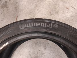 BMW 5 E39 R18 summer tire 