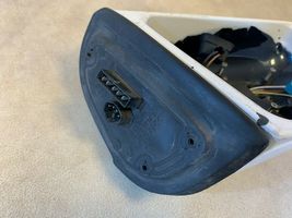 Mercedes-Benz E W210 Copertura in plastica per specchietti retrovisori esterni A2028110241