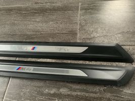 BMW M4 F82 F83 Etuoven kynnyksen suojalista 51478063797