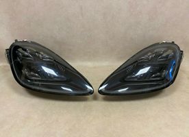 Porsche Cayenne (9Y0 9Y3) Lampa przednia 9Y0941035F