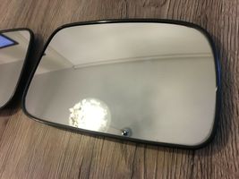 Toyota Avensis T220 Wing mirror glass 3001867