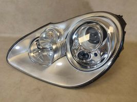 Porsche Cayenne (9PA) Lampa przednia 95563115731