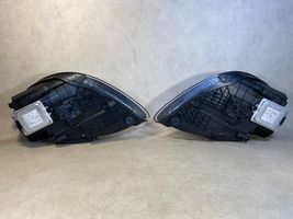 Porsche Cayenne (9Y0 9Y3) Lot de 2 lampes frontales / phare 7P5941032Q