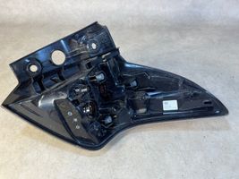 Toyota RAV 4 (XA40) Lampa tylna 81560-42200