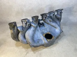 BMW 7 E23 Intake manifold 11611276404