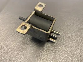 Mercedes-Benz G W461 463 Solenoīda vārsts A0015408697