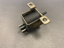 Mercedes-Benz G W461 463 Solenoīda vārsts A0015408697