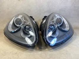 Porsche Cayenne (92A) Lot de 2 lampes frontales / phare 7P5941030AQ