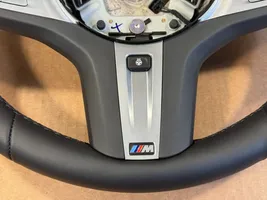 BMW 7 G11 G12 Steering wheel 32308008185