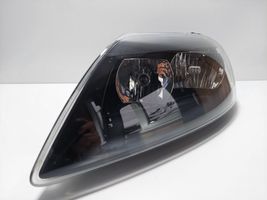 Audi Q7 4L Lampa przednia 4L0941029