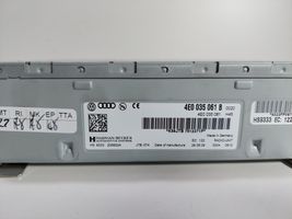 Audi A8 S8 D3 4E Panel / Radioodtwarzacz CD/DVD/GPS 4E0035061B