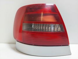 Audi A4 S4 B5 8D Lampa tylna 8D0945095G