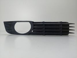 Audi A8 S8 D3 4E Grille antibrouillard avant 4E0807682C