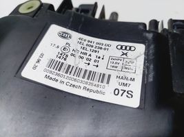 Audi A8 S8 D3 4E Lampa przednia 4E0941003DD