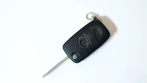 Audi A6 S6 C5 4B Užvedimo raktas (raktelis)/ kortelė 4D0837231A