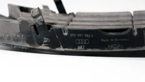 Audi A4 S4 B6 8E 8H Mascherina/griglia fendinebbia anteriore 8E0807682A