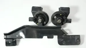 Audi Q7 4L Supporto/staffa del clacson 4L0951229A