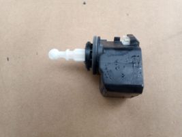 Opel Astra J Motorino di regolazione assetto fari 00883030