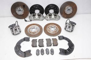 Mercedes-Benz A W177 Set dischi freno e pinze 