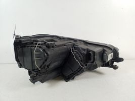 Volkswagen Golf VII Lampa przednia 517941005C